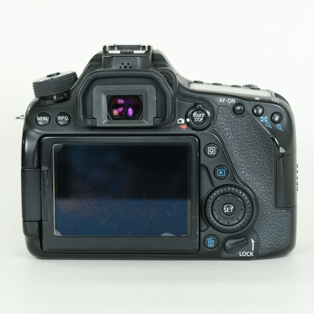 Canon EOS 80D Canon EOS 80D