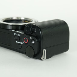 SONY VLOGCAM ZV-E10