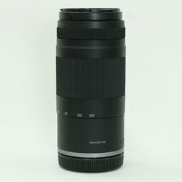 Canon RF75-300mm F4-5.6 Canon RF75-300mm F4-5.6