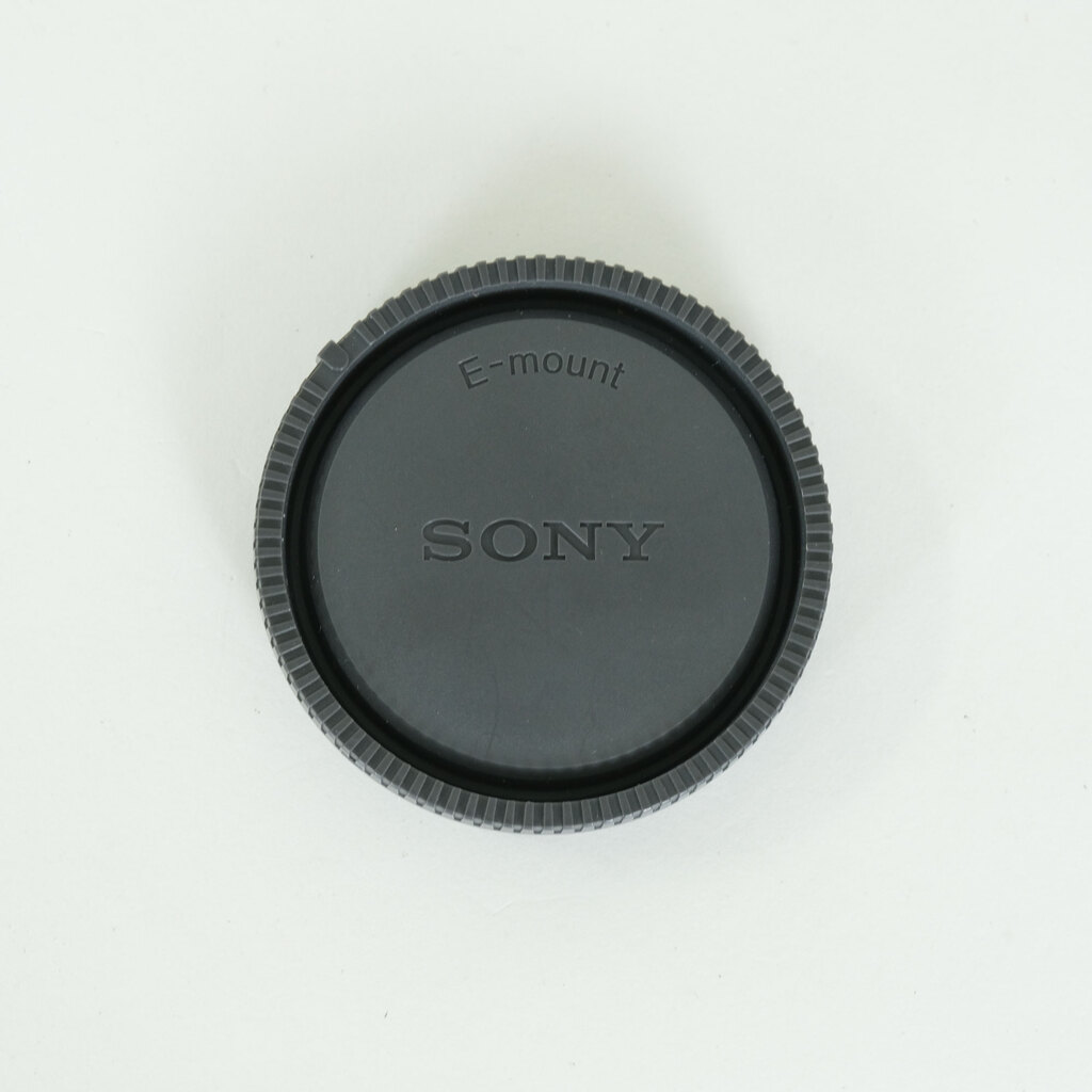 Carl Zeiss Touit 32mm F1.8(ソニーE用) Carl Zeiss Touit 32mm F1.8(ソニーE用)