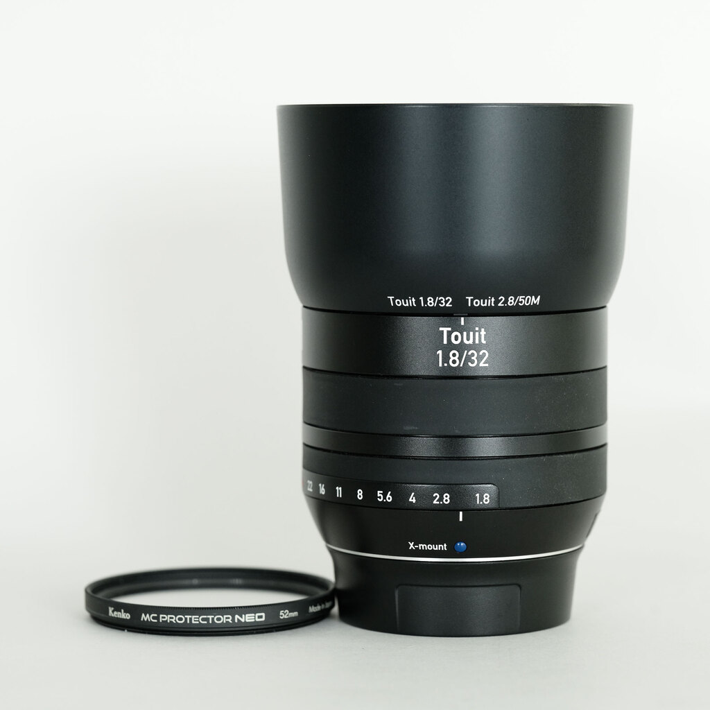 Carl Zeiss Touit 1.8/32 [フジフイルムX用]