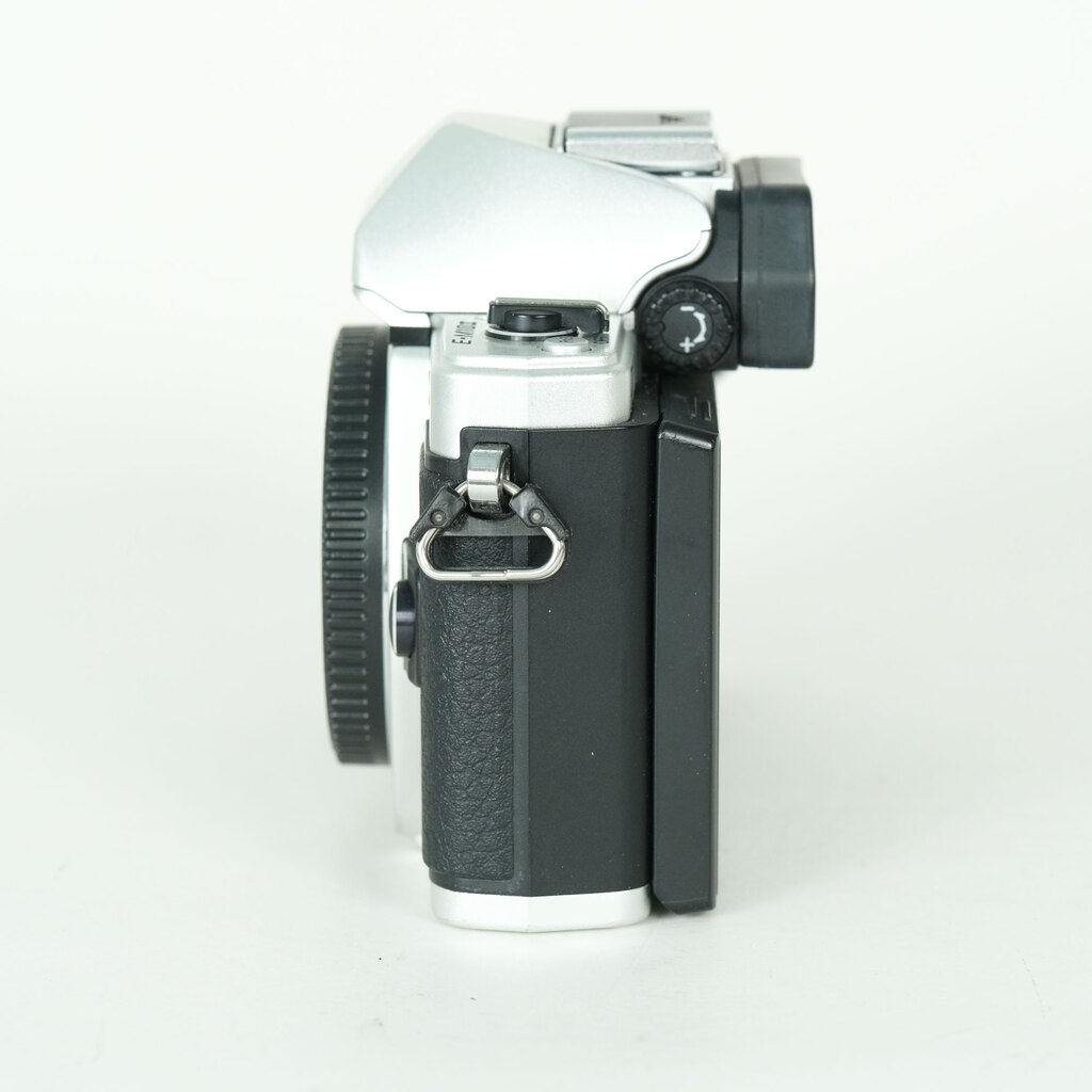 OLYMPUS OM-D E-M10 Mark II