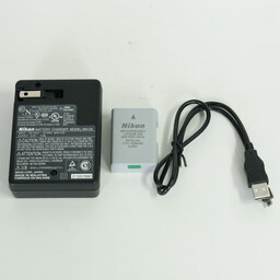 Nikon D5500 ボディ レッド