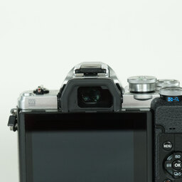 OLYMPUS OM-D E-M10 Mark IV