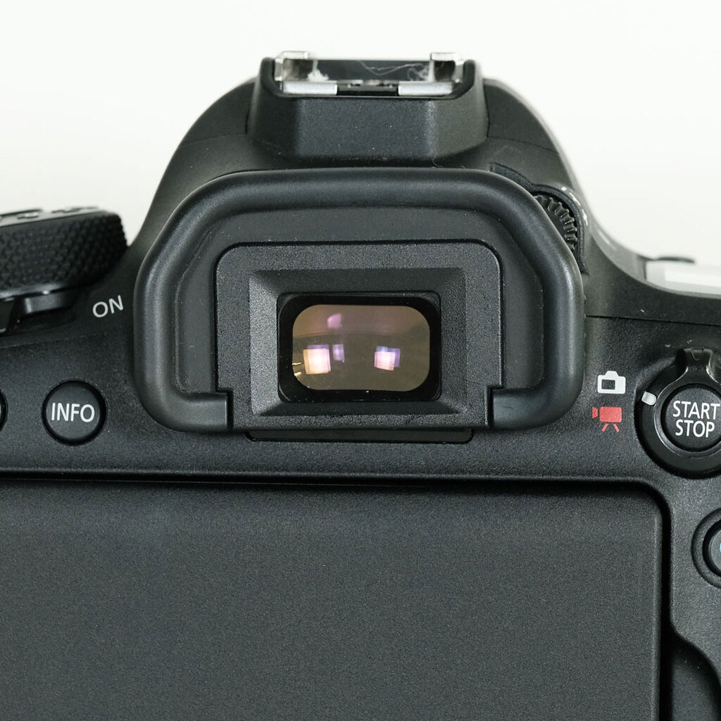 Canon EOS 6D Mark II