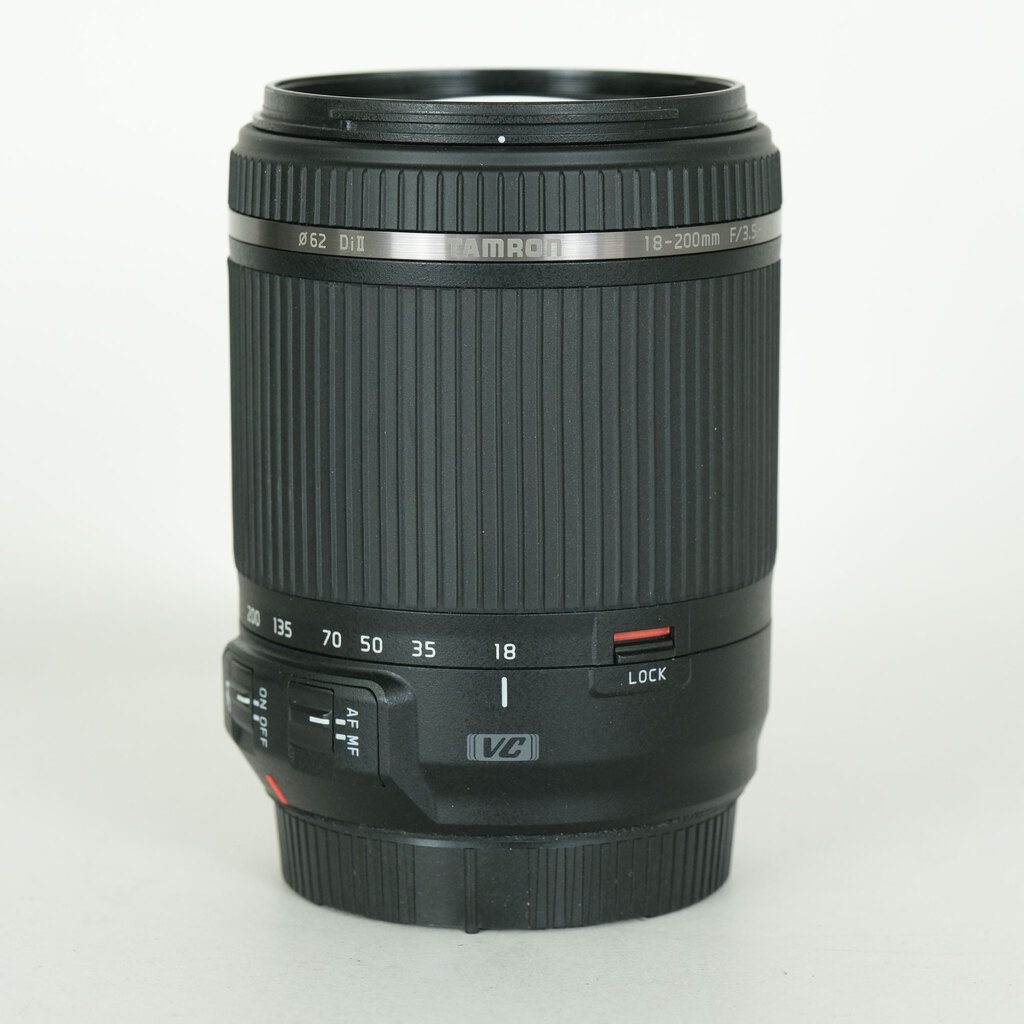 TAMRON 18-200mm F3.5-6.3 DiII VC/Model B018E（キヤノンEF用）
