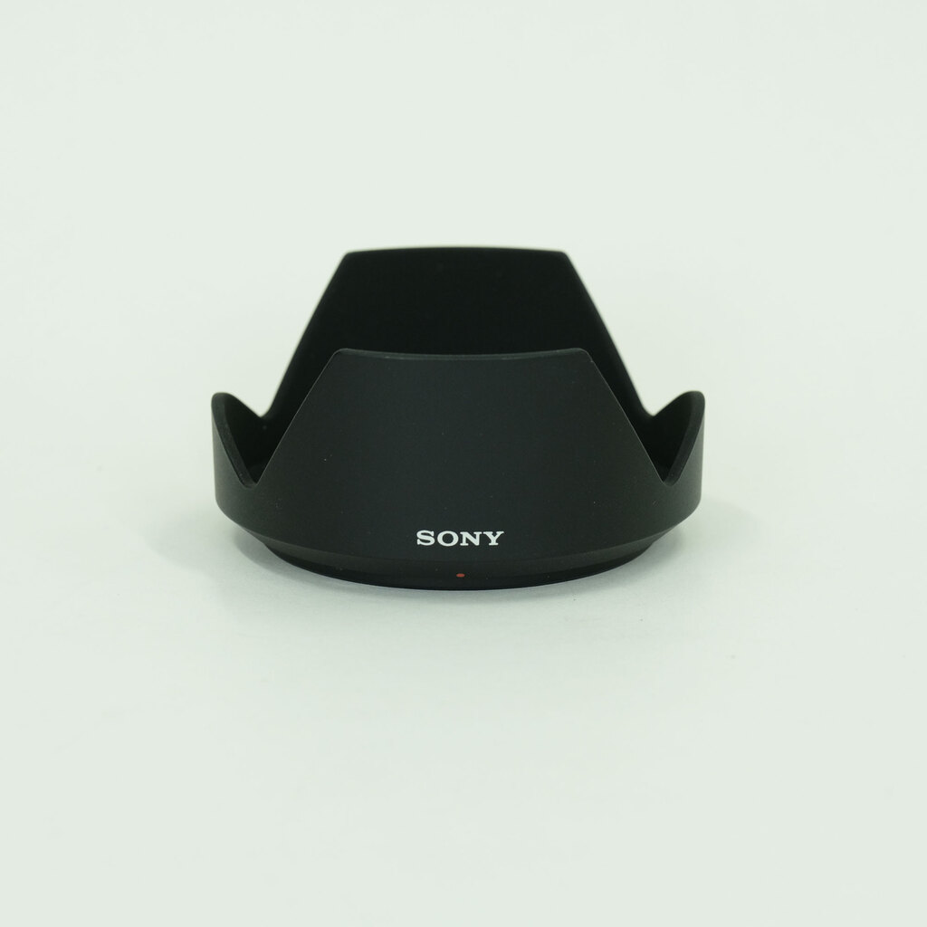SONY Vario-Tessar T* E 16-70mm F4 ZA OSS SEL1670Z SONY Vario-Tessar T* E 16-70mm F4 ZA OSS SEL1670Z