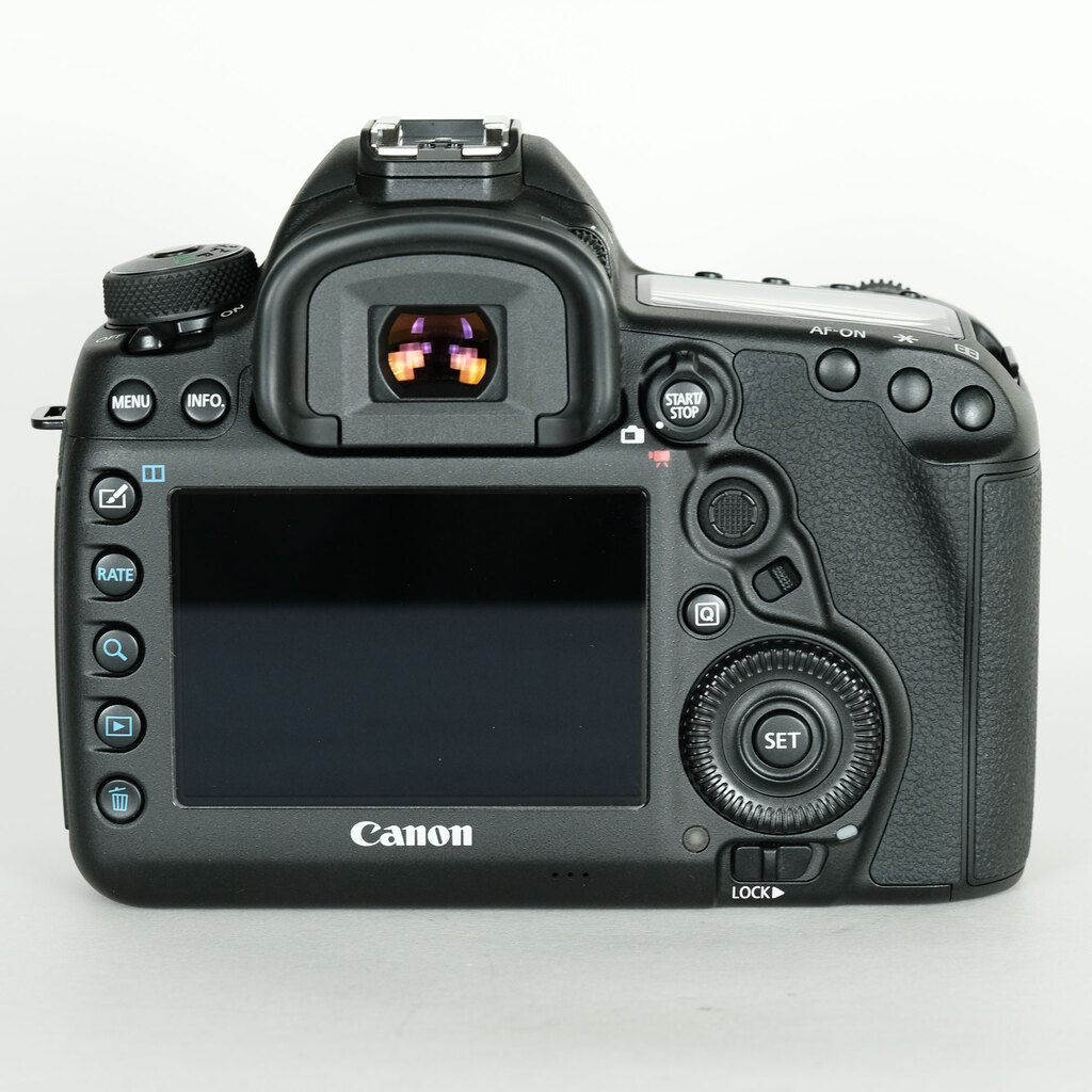 Canon EOS 5D Mark IV