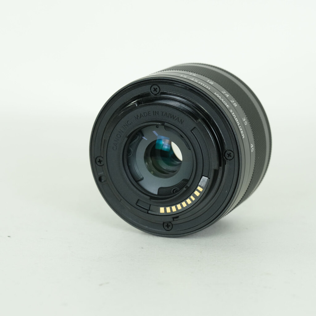 Canon EF-M15-45mm F3.5-6.3 IS STM