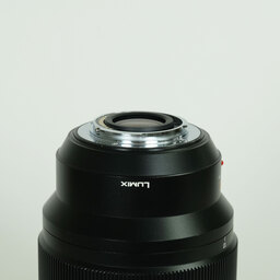 Panasonic LEICA DG VARIO-SUMMILUX 10-25mm / F1.7 ASPH. Panasonic LEICA DG VARIO-SUMMILUX 10-25mm / F1.7 ASPH.