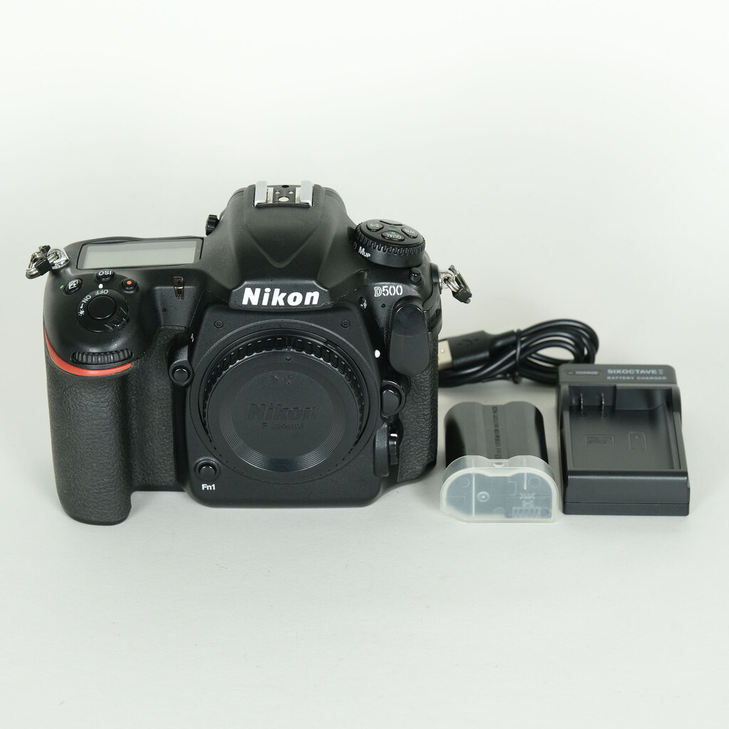 Nikon D500