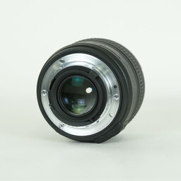 Nikon AF-S NIKKOR 50mm f/1.8G Nikon AF-S NIKKOR 50mm f/1.8G