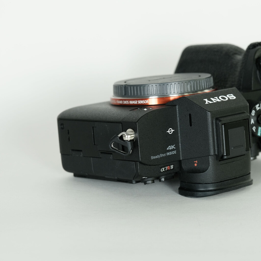 SONY α7RIV ボディ ILCE-7RM4A   【後期モデル 液晶下部にSONYロゴなし】