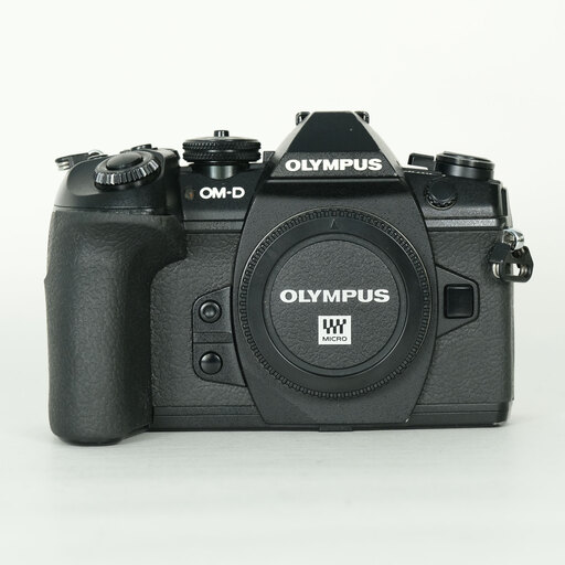 OLYMPUS OM-D E-M1 Mark II