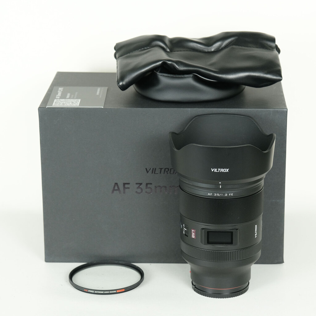 VILTROX AF 35mm F1.2 LAB [ソニーE用]の出品 | ONE SCENE（ワンシーン）