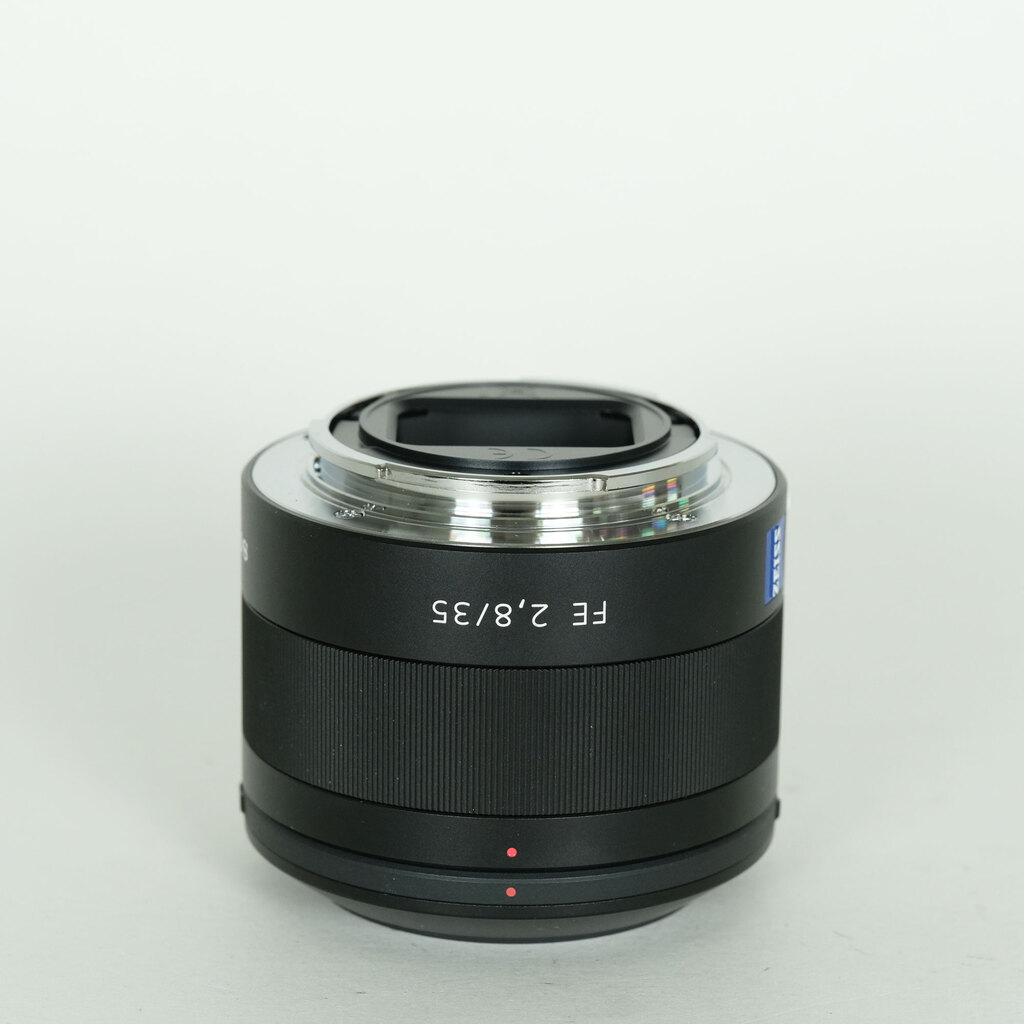 SONY Sonnar T* FE 35mm F2.8 ZA SEL35F28Z SONY Sonnar T* FE 35mm F2.8 ZA SEL35F28Z