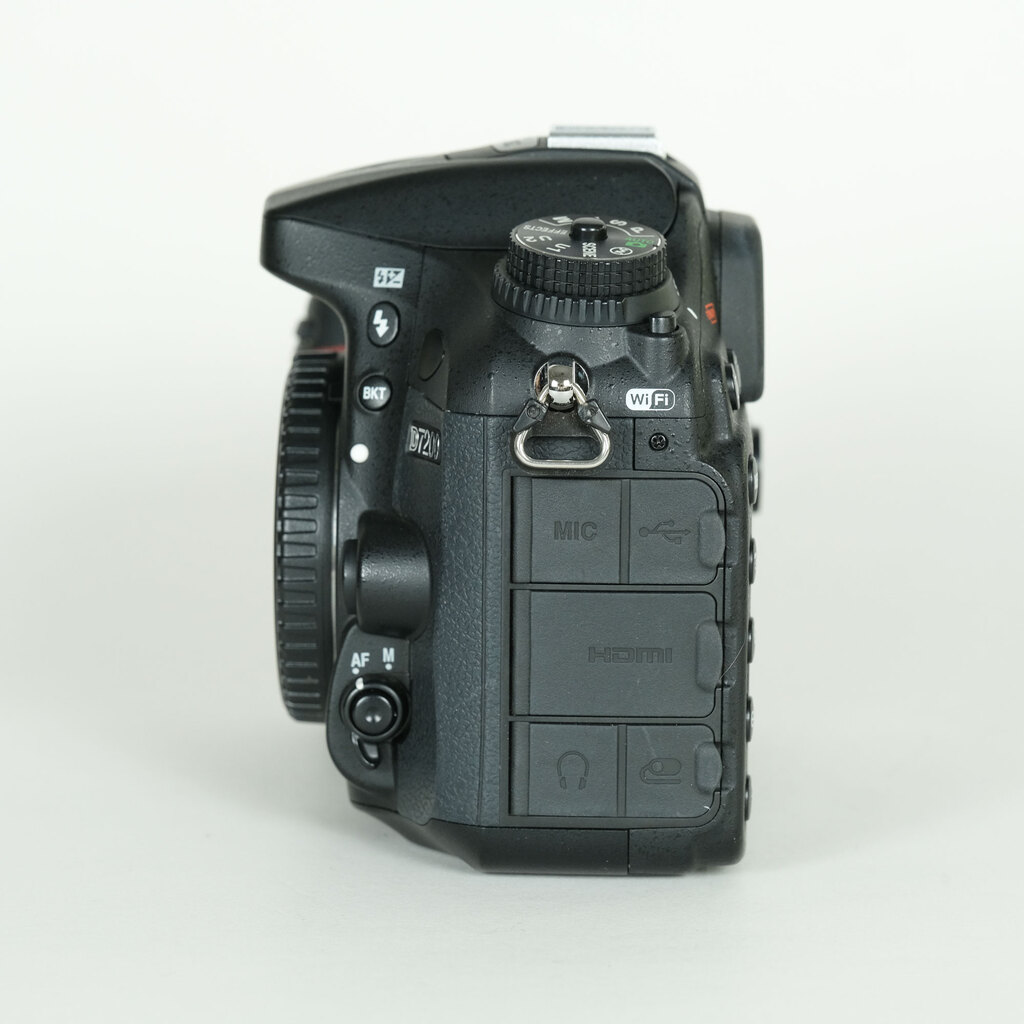 Nikon D7200