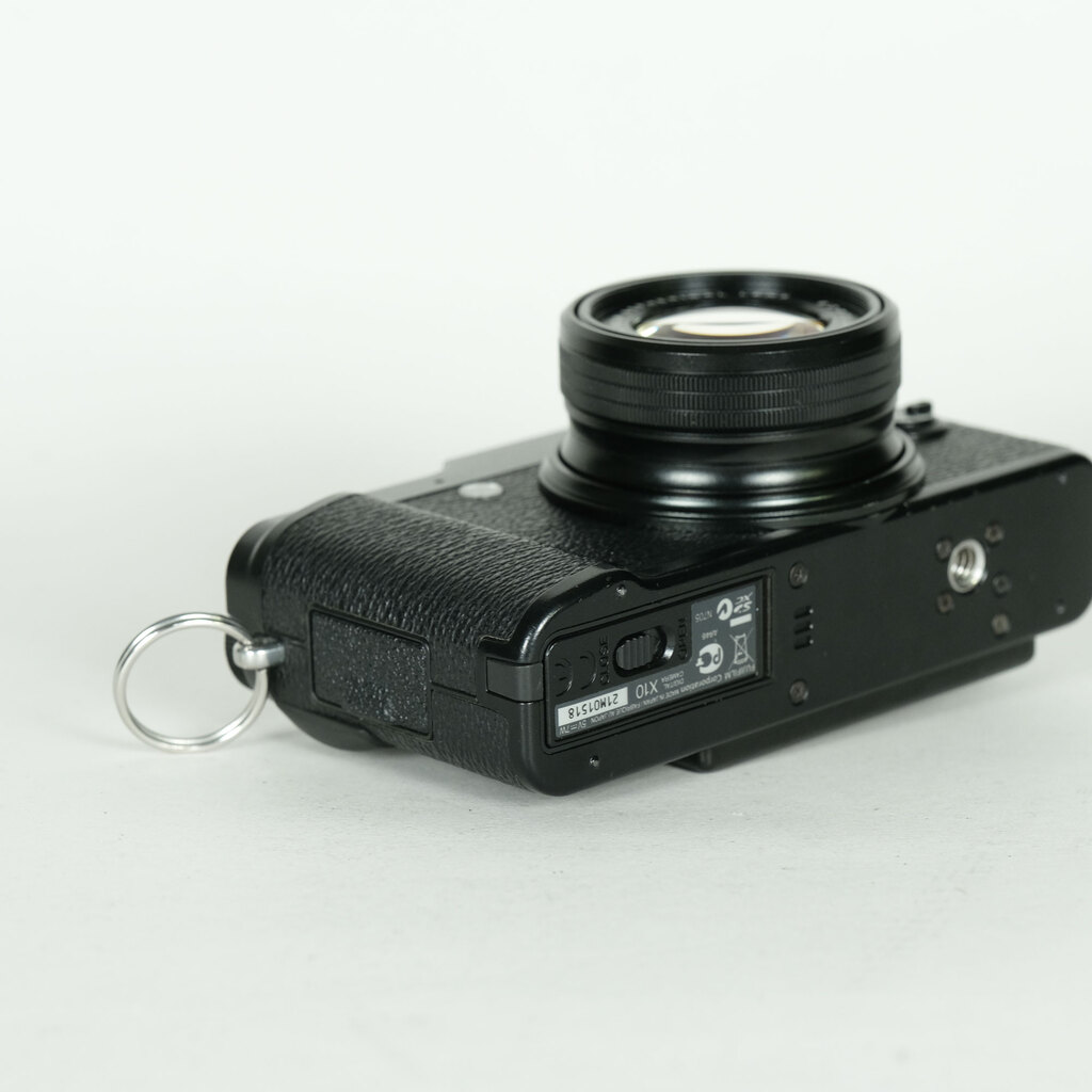 FUJIFILM X10 ブラック FUJIFILM X10 ブラック