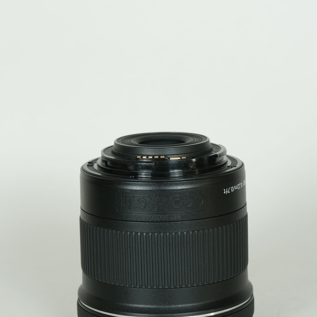 Canon EF-S10-18mm F4.5-5.6 IS STM