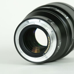 Nikon NIKKOR Z 135mm f/1.8 S Plena
