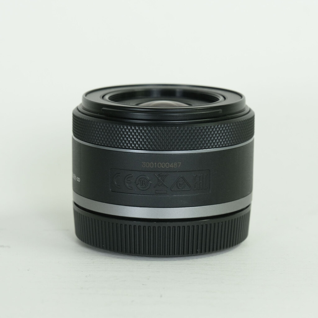 Canon RF16mm F2.8 STM
