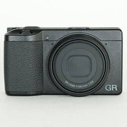 RICOH GR IIIx