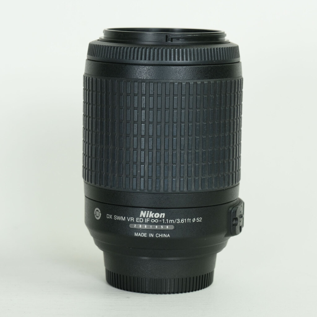 Nikon AF-S DX VR Zoom-Nikkor 55-200mm F4-5.6G IF-ED