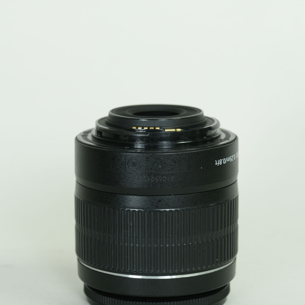 Canon EF-S18-55mm F4-5.6 IS STM