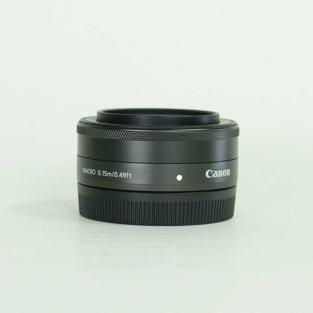Canon EF-M22mm F2 STM
