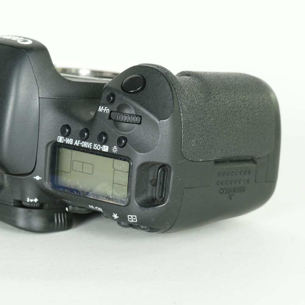 【一眼レフ】Canon EOS7D ボディ Amazon | Canon デジタル一眼レフカメラ EOS 7D ボディ EOS7D