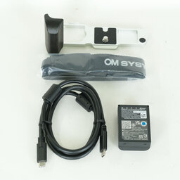 OM SYSTEM OM-3