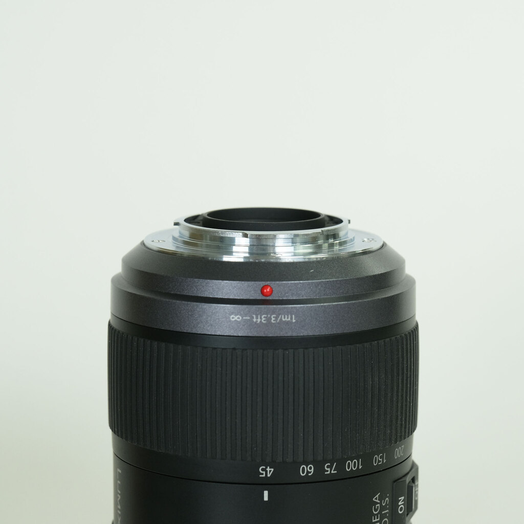 Panasonic LUMIX G VARIO 45-200mm F4.0-F5.6 MEGA O.I.S. H-FS045200