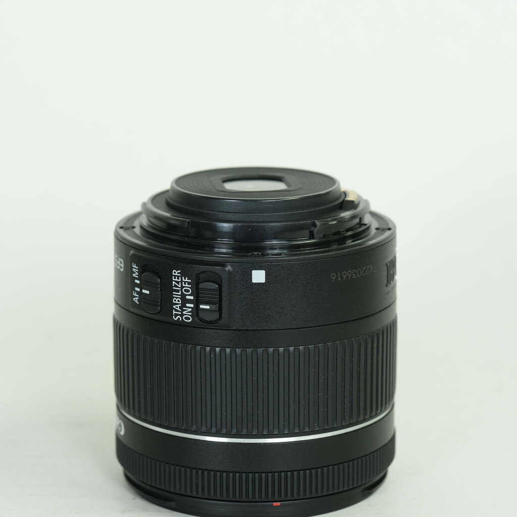 Canon EF-S18-55mm F4-5.6 IS STM