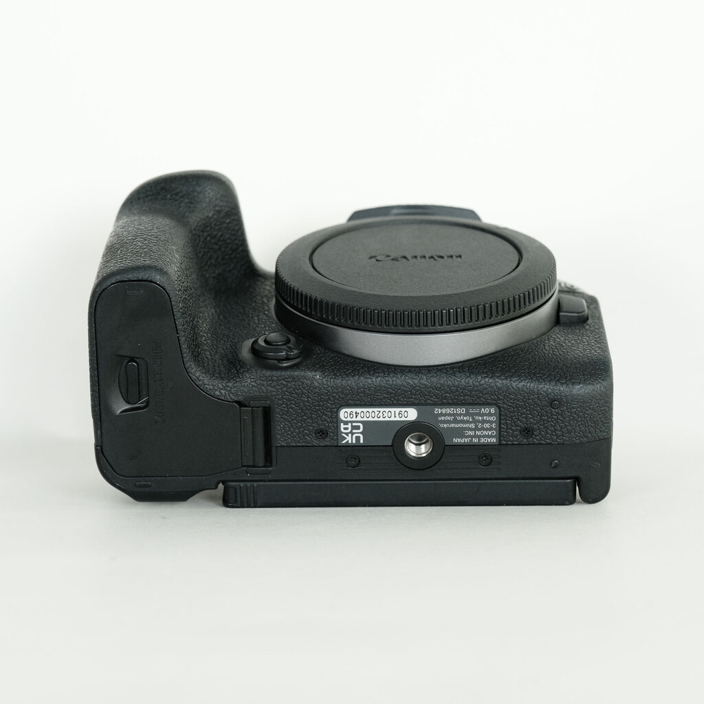 Canon EOS R10 Canon EOS R10