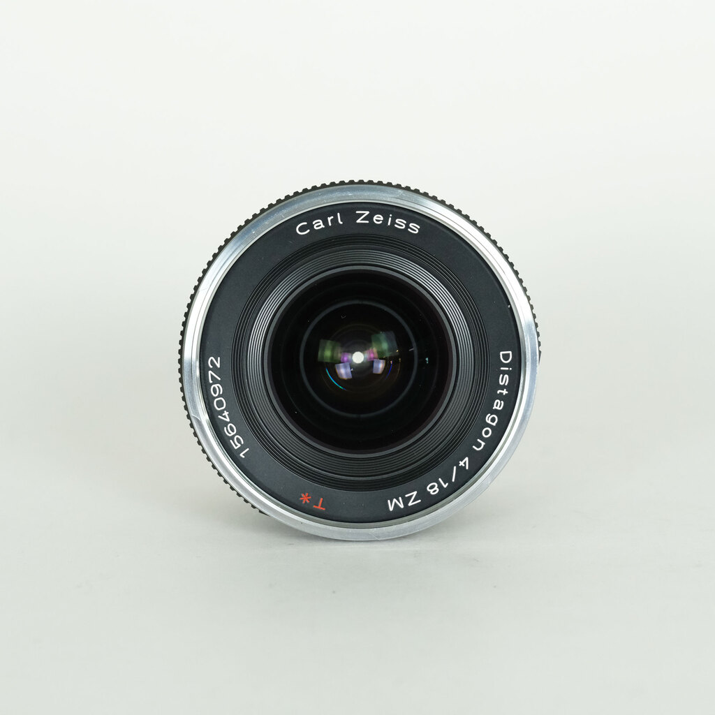Carl Zeiss Distagon T* 18mm F4 ZM(ライカM用) ブラック Carl Zeiss Distagon T* 18mm F4 ZM(ライカM用) ブラック