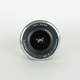 Carl Zeiss Distagon T* 18mm F4 ZM(ライカM用) ブラック Carl Zeiss Distagon T* 18mm F4 ZM(ライカM用) ブラック