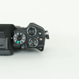 OLYMPUS OM-D E-M5 Mark III OLYMPUS OM-D E-M5 Mark III