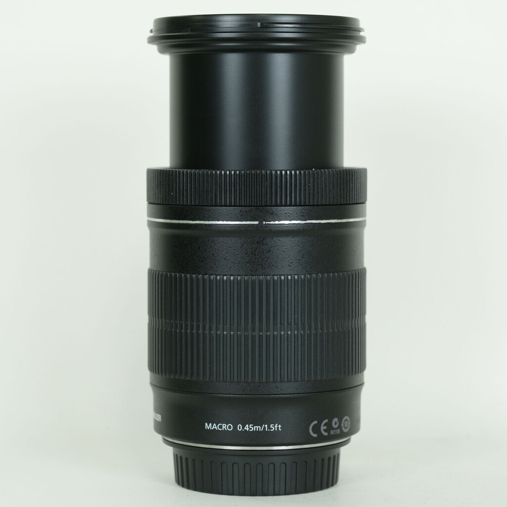 Canon EF-S18-135mm F3.5-5.6 IS Canon EF-S18-135mm F3.5-5.6 IS