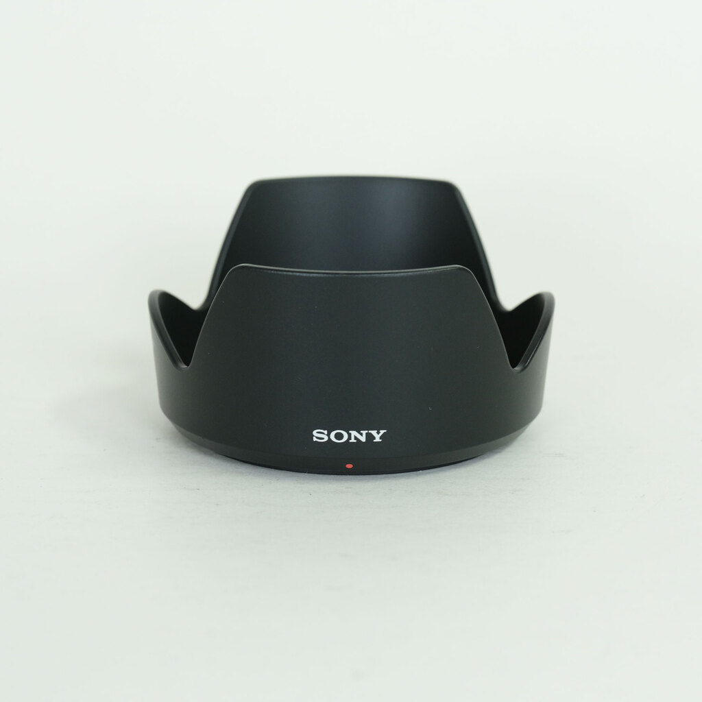 SONY E 18-135mm F3.5-5.6 OSS SEL18135 SONY E 18-135mm F3.5-5.6 OSS SEL18135