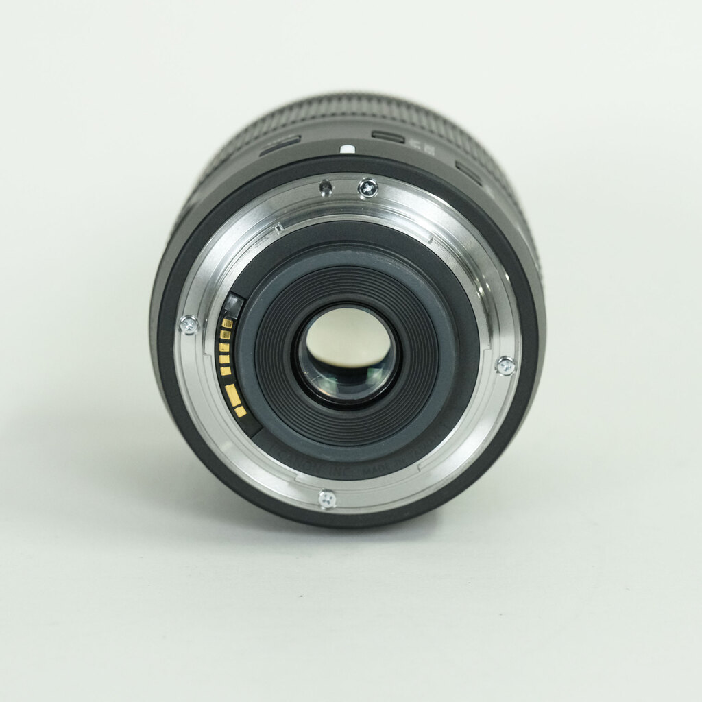 Canon EF-S18-135mm F3.5-5.6 IS USM Canon EF-S18-135mm F3.5-5.6 IS USM