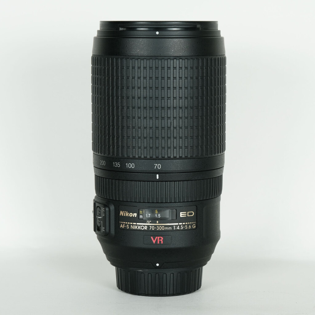 Nikon AF-S VR Zoom-Nikkor 70-300mm F4.5-5.6G IF-ED