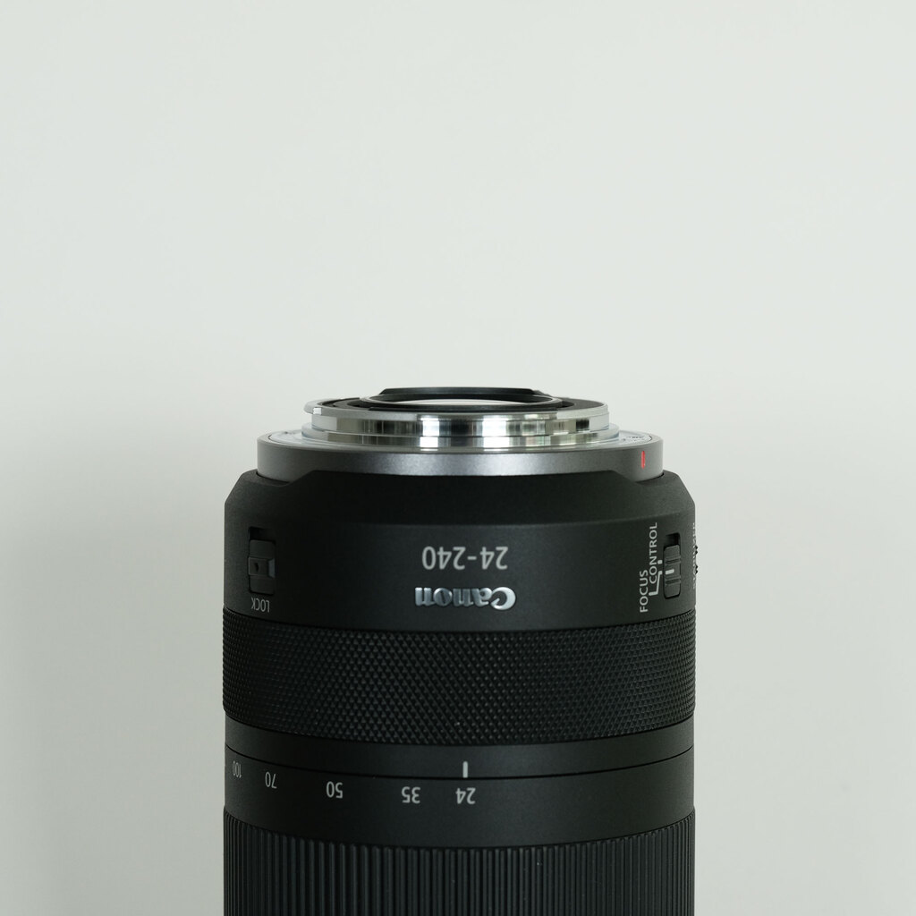 Canon RF24-240mm F4-6.3 IS USM