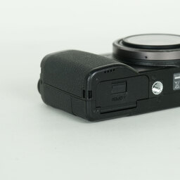 RICOH GR IIIx RICOH GR IIIx