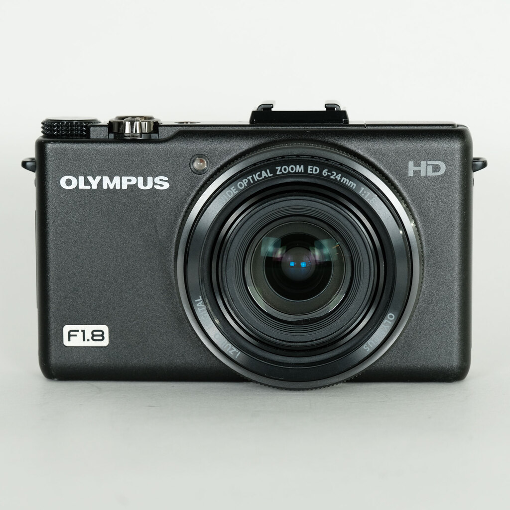 OLYMPUS XZ-1 ブラック
