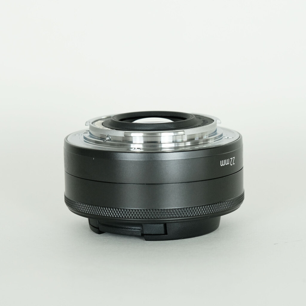 Canon EF-M22mm F2 STM
