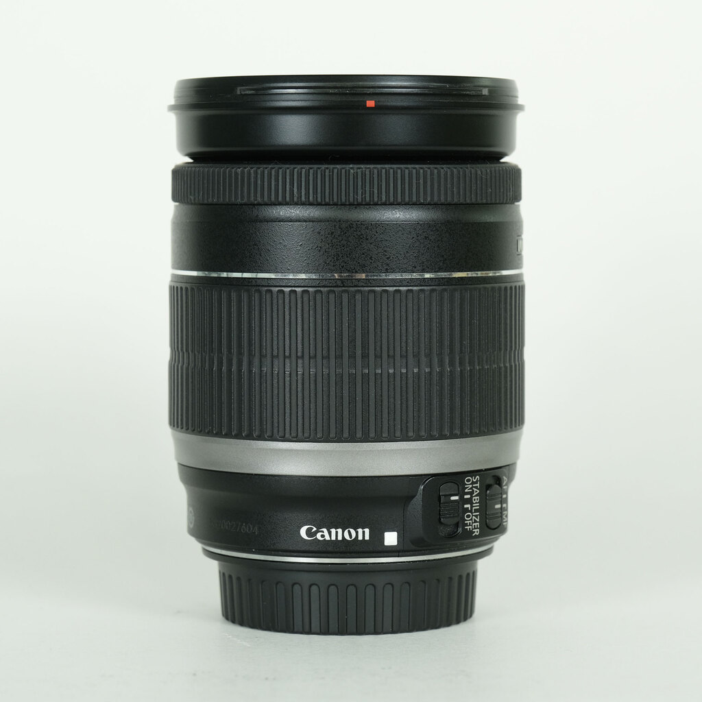 Canon EF-S18-200mm F3.5-5.6 IS