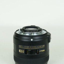 Nikon AF-S DX Micro NIKKOR 40mm f/2.8G