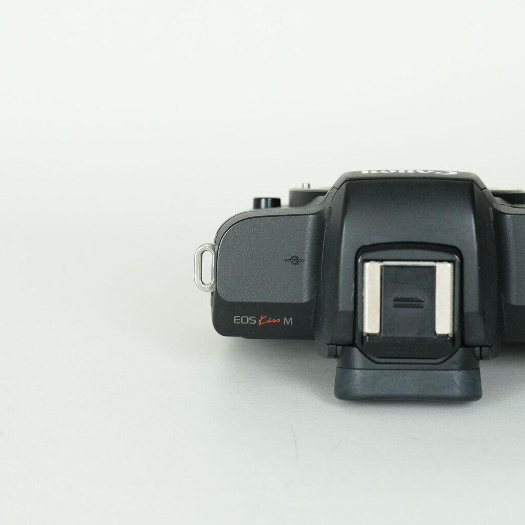 Canon EOS Kiss Mの出品 | ONE SCENE（ワンシーン）