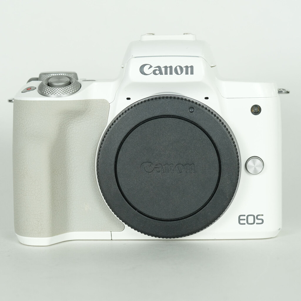 Canon EOS Kiss M2