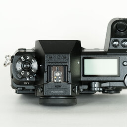 Panasonic LUMIX DC-S1